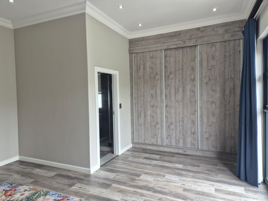 7 Bedroom Property for Sale in Wigwam North West